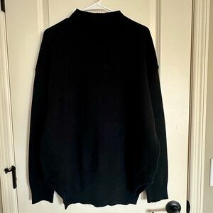 MENTOR Black wool Crewneck Sweater